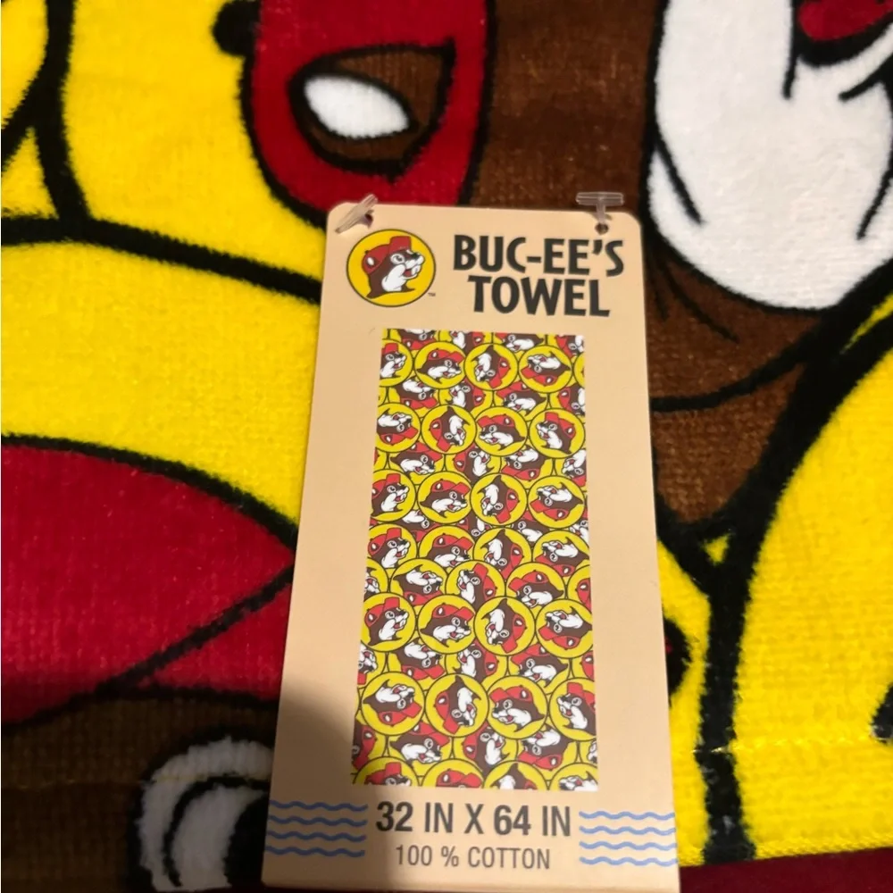 Buc-ee’s beach towel
